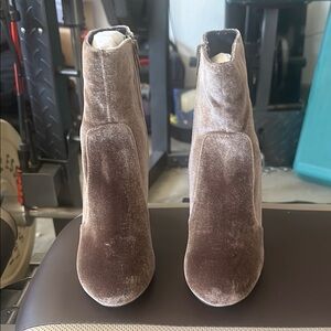 Steve Madden Brown Ankle Booties Velvet